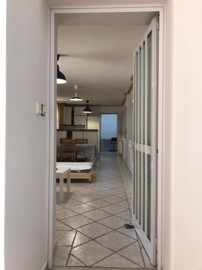 Ag Apartment อีกูเมนิทซา ภายนอก รูปภาพ